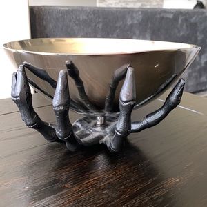Halloween Black Metal Skeleton Hand Bowl